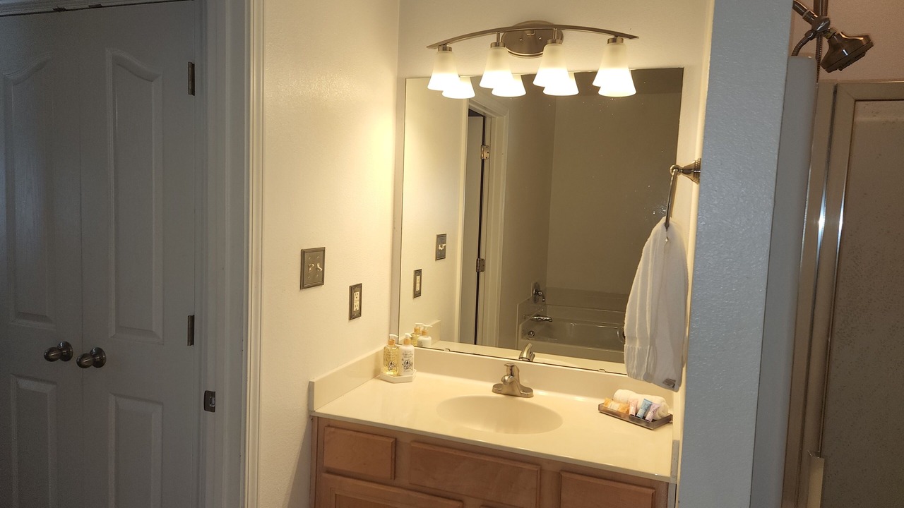 Photo of Bathroom in Oakdale