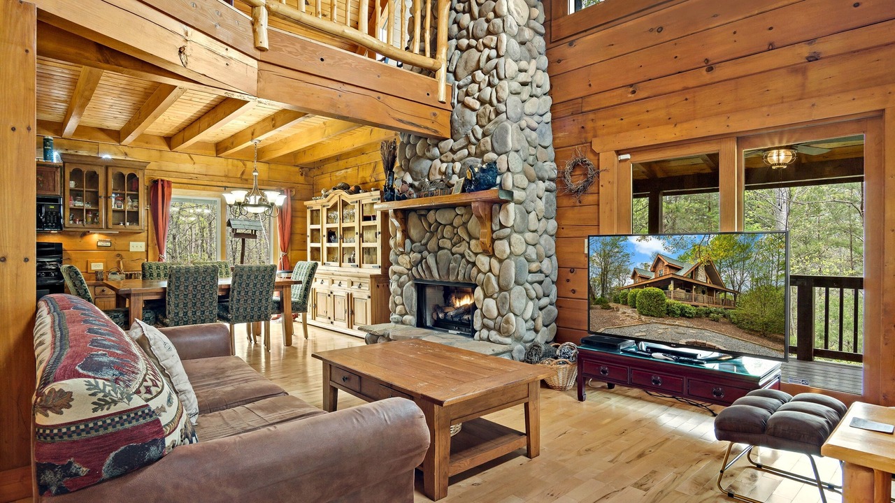 Photo of Livingroom in Lake Lure