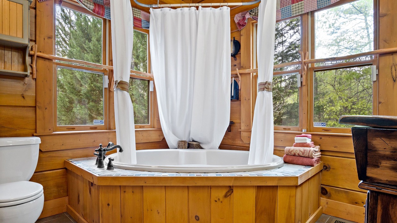 Photo of Bathroom in Lake Lure
