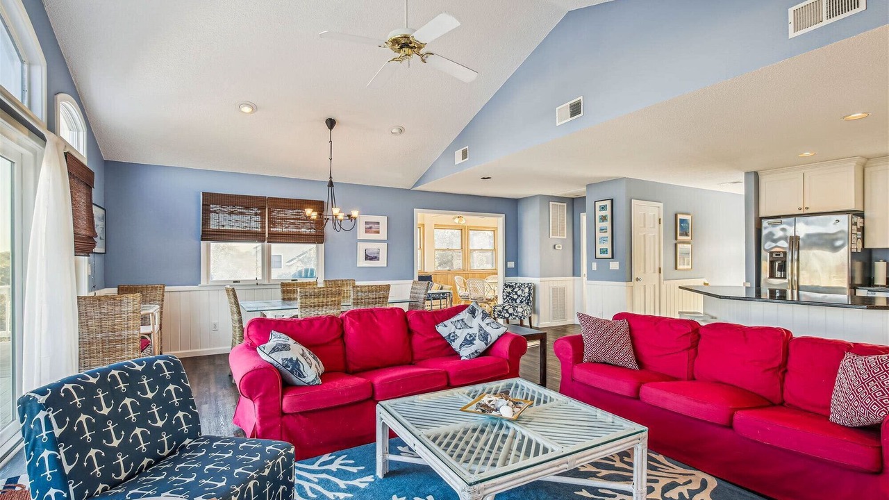 Photo of Livingroom in Whalehead Beach