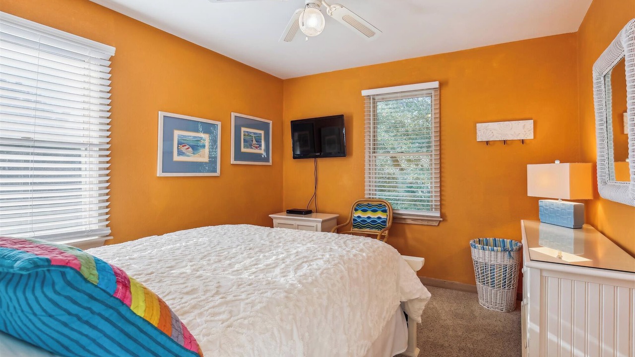 Photo of Bedroom in Whalehead Beach
