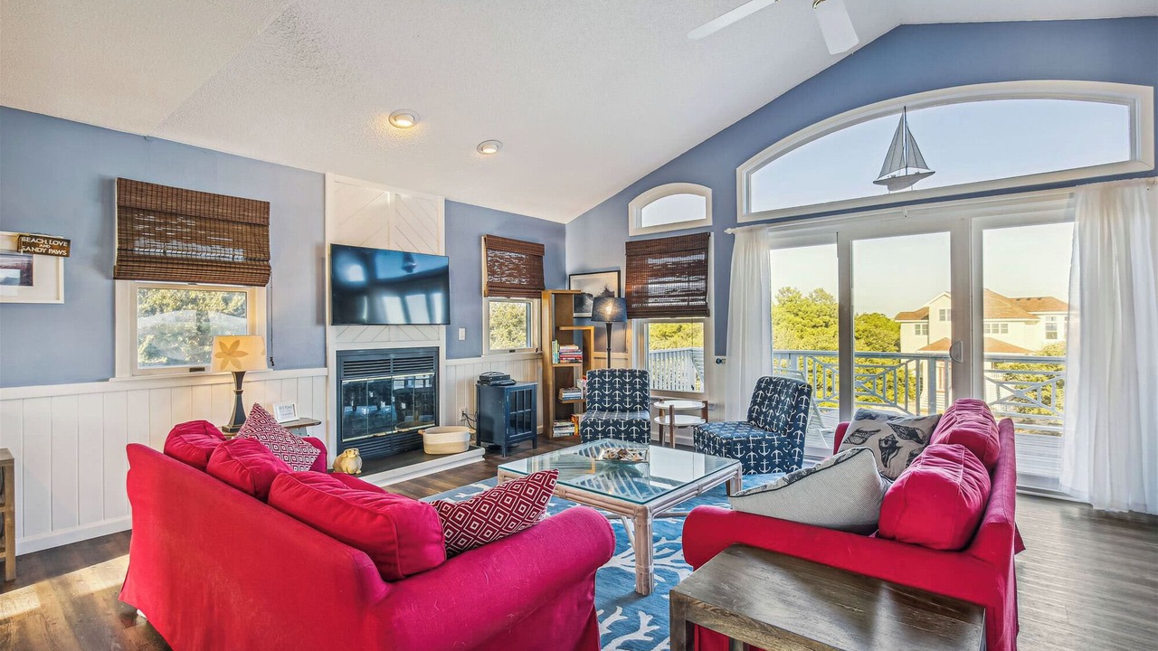 Photo of Livingroom in Whalehead Beach