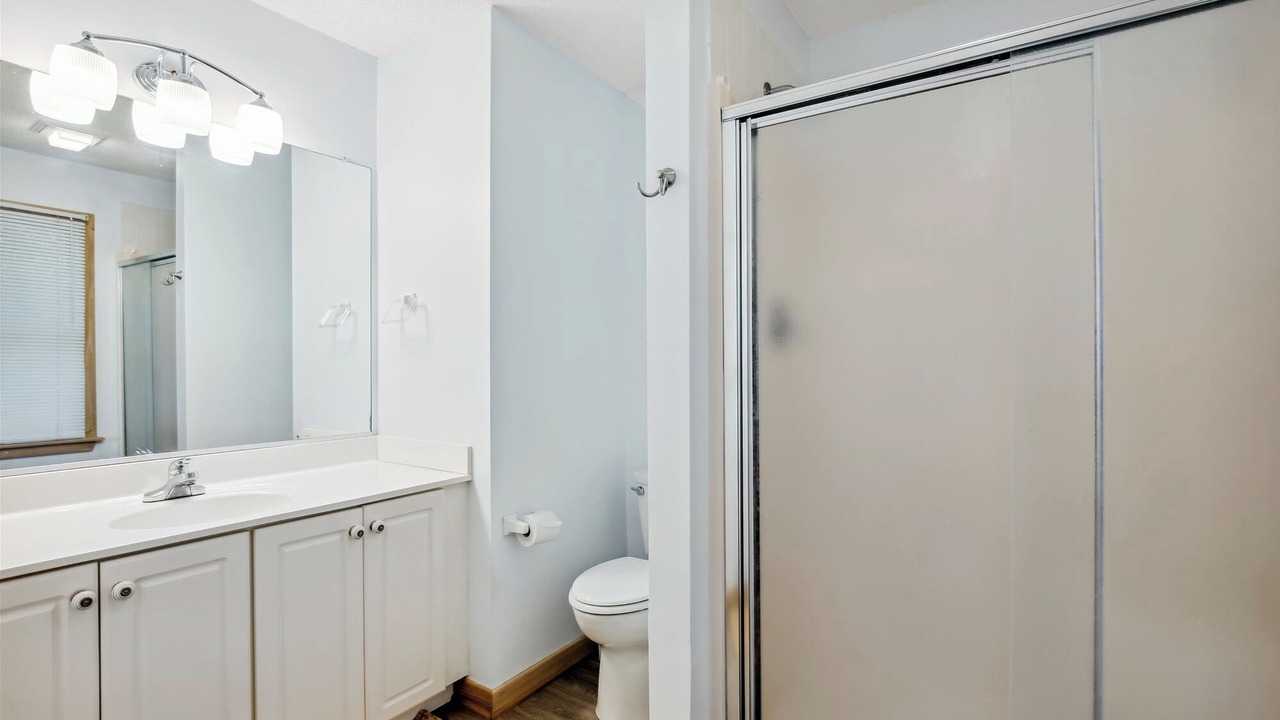 Photo of Bathroom in Whalehead Beach
