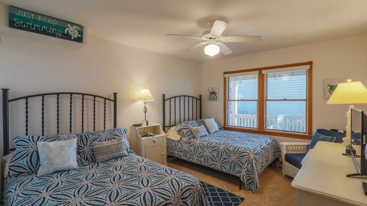 Photo of Bedroom in Corolla Light