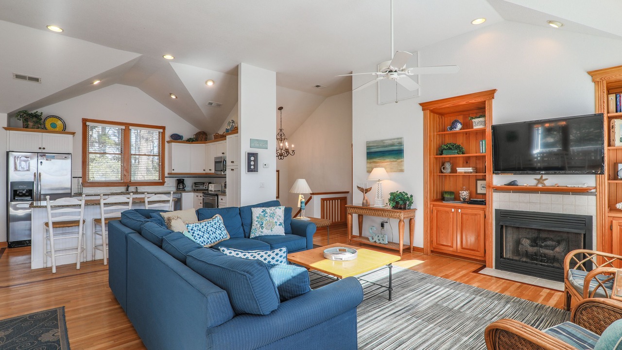 Photo of Livingroom in Corolla Light