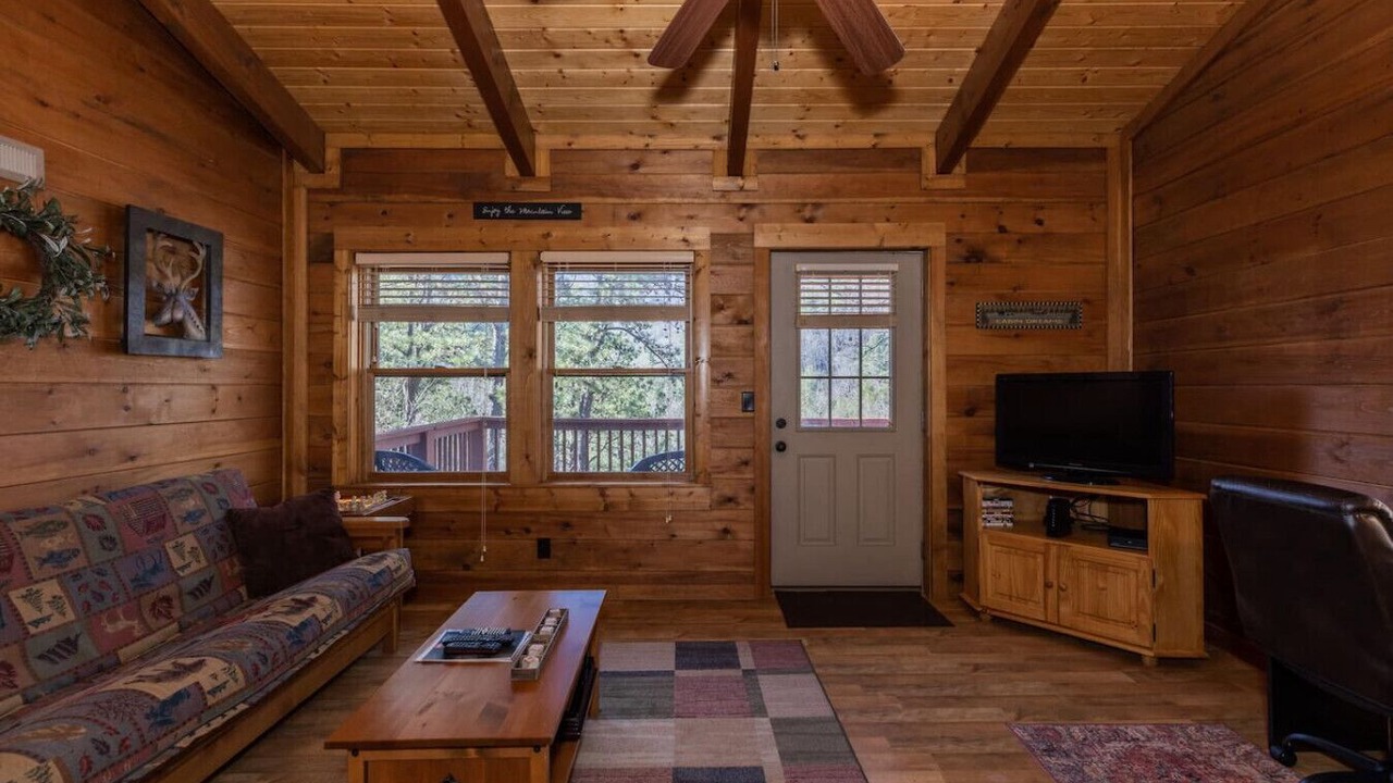 Photo of Livingroom in Deep Gap