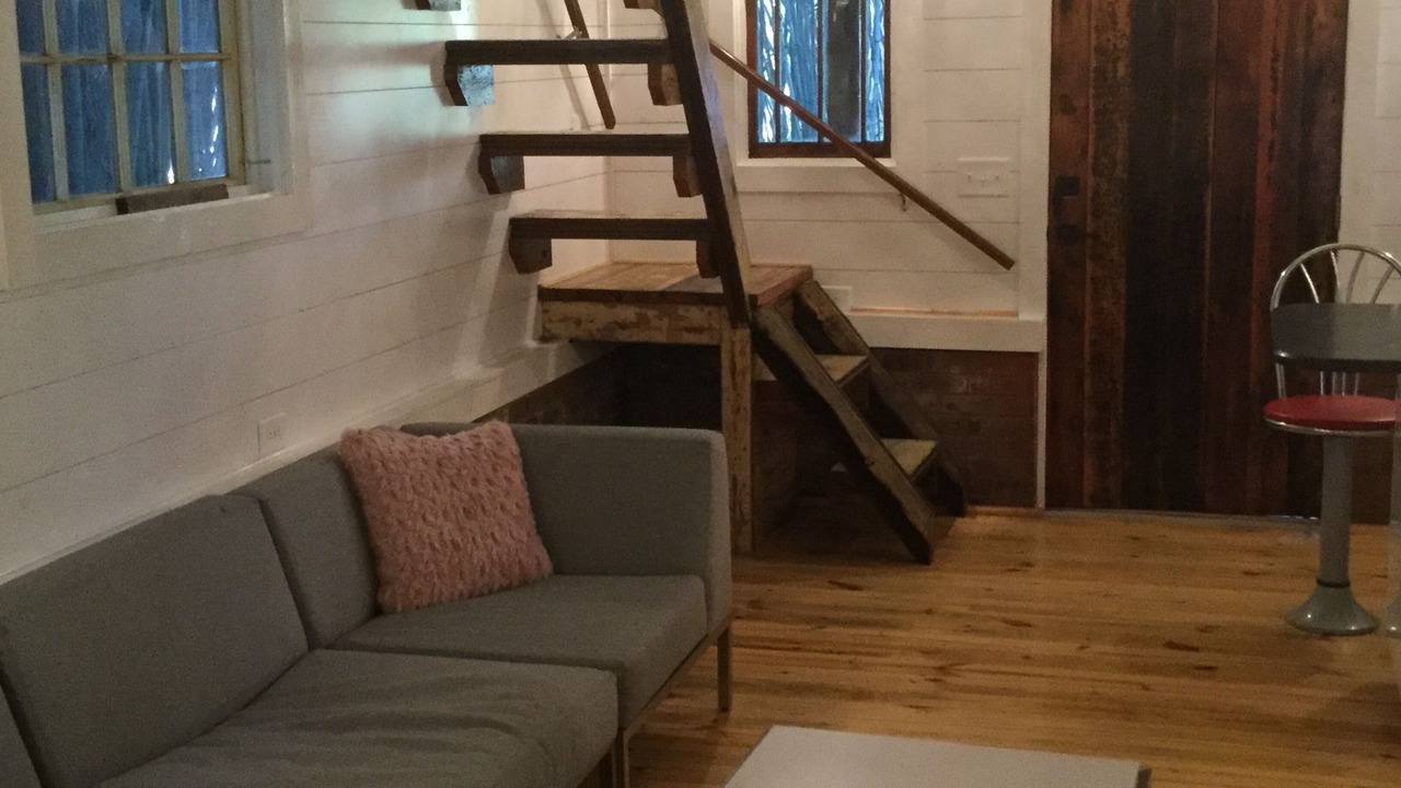 Photo of Livingroom in Burlington