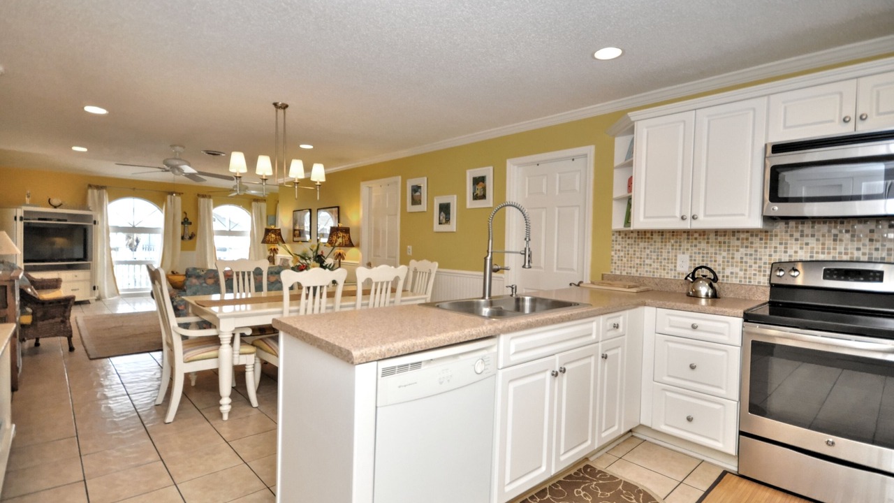 Photo of Kitchen in Ocean Isle Beach