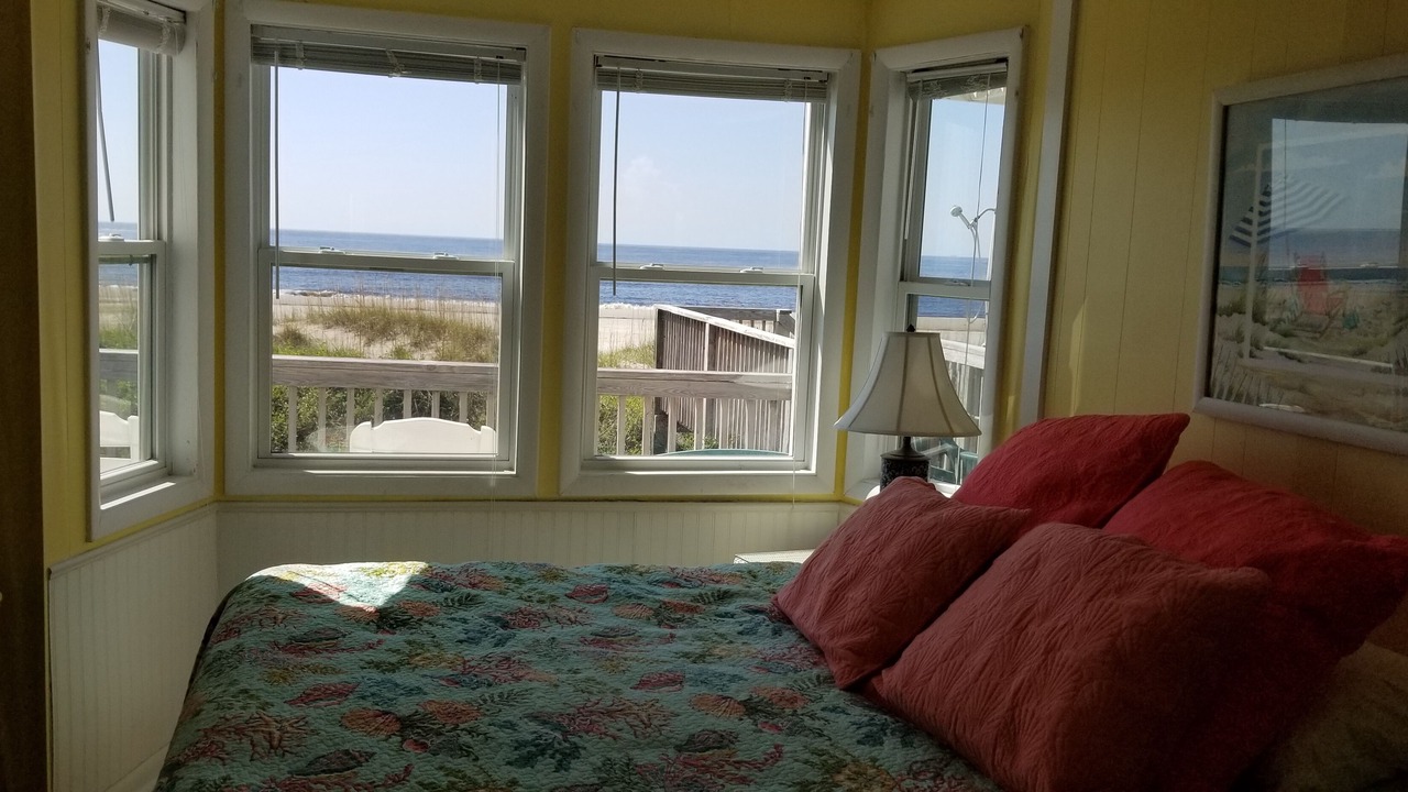 Photo of Bedroom in Caswell Beach