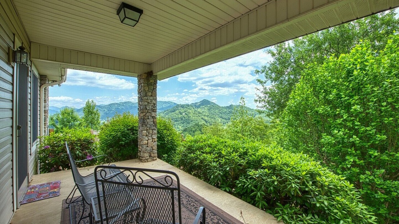 Photo of Others in Maggie Valley