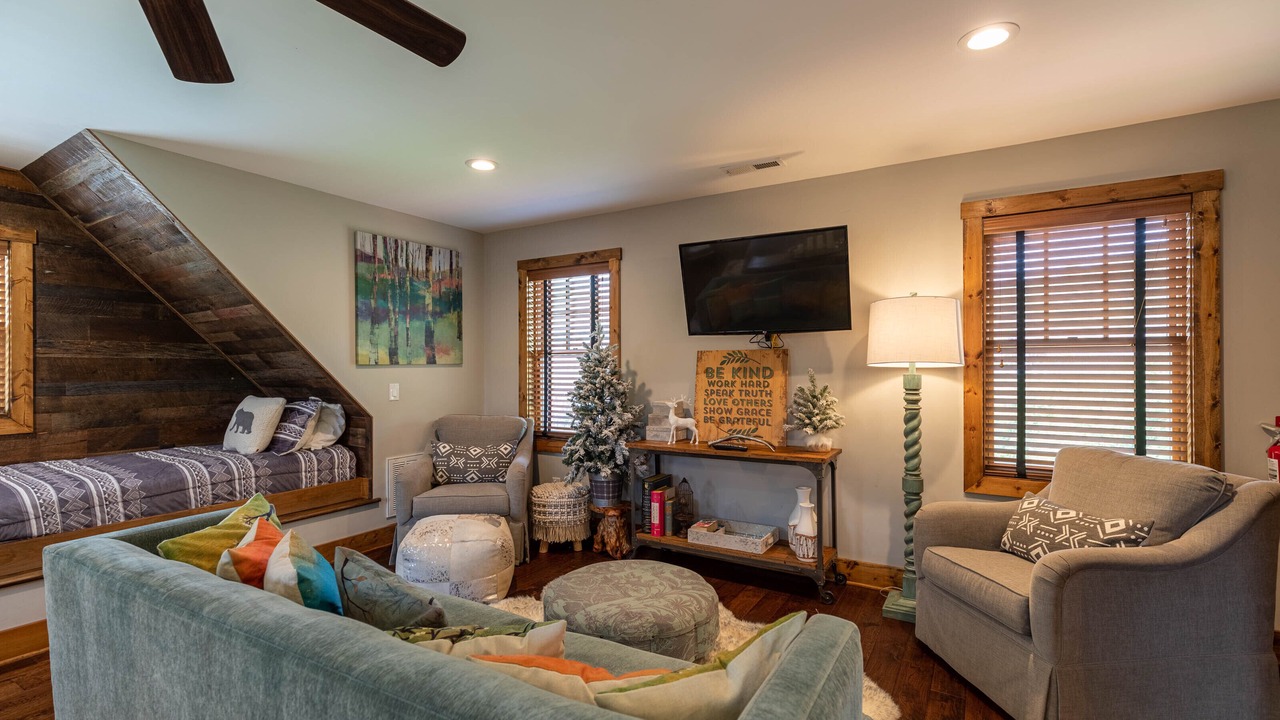 Photo of Livingroom in Elk Park