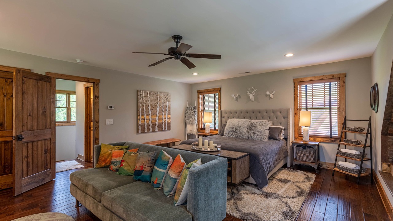 Photo of Bedroom in Elk Park