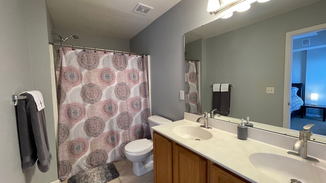 Photo of Bathroom in Davis Lake - Eastfield