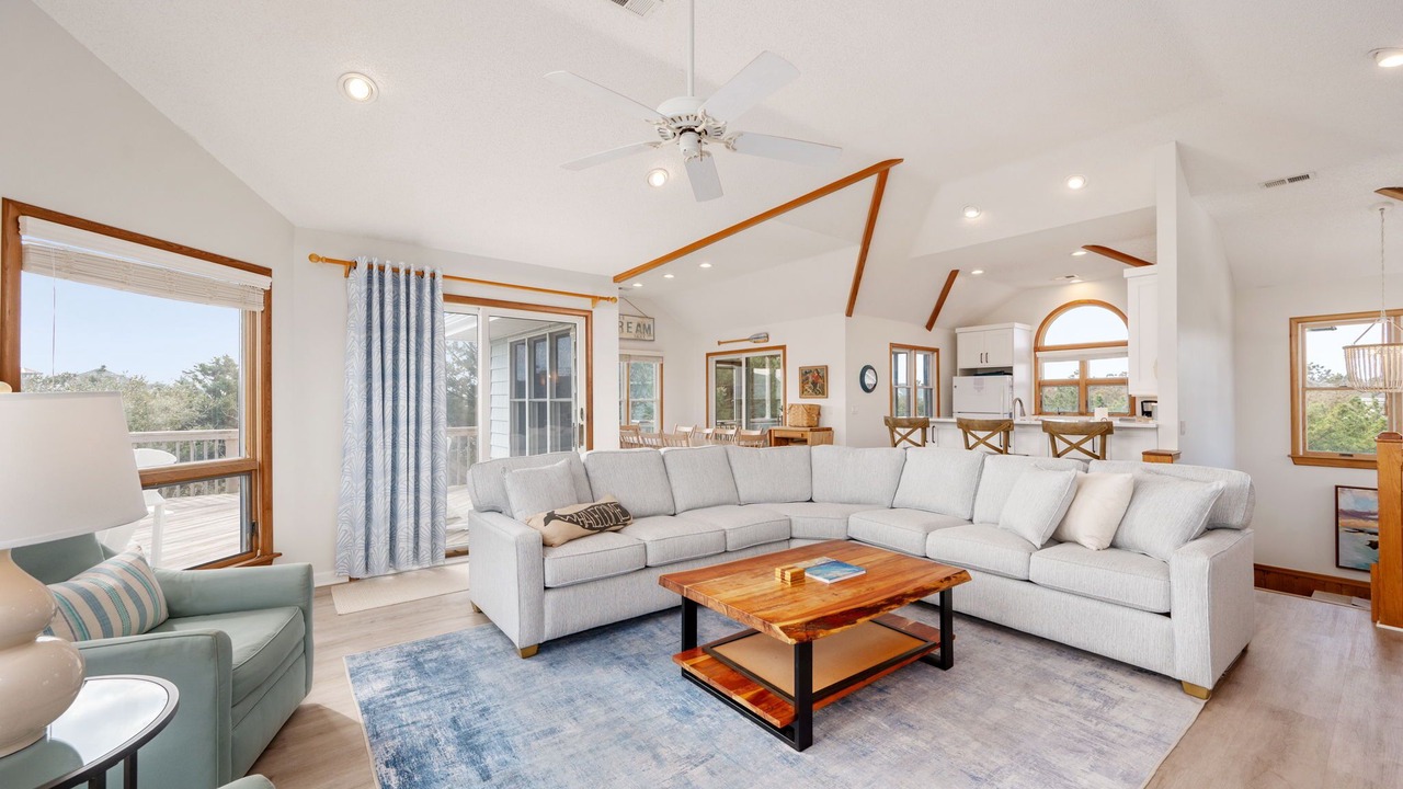 Photo of Bedroom in Whalehead Beach