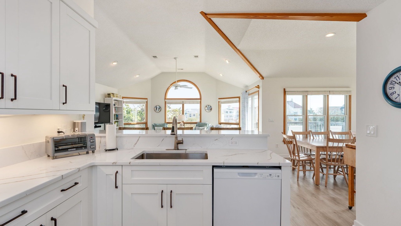Photo of Bedroom in Whalehead Beach