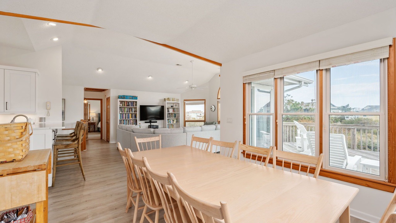 Photo of Bedroom in Whalehead Beach