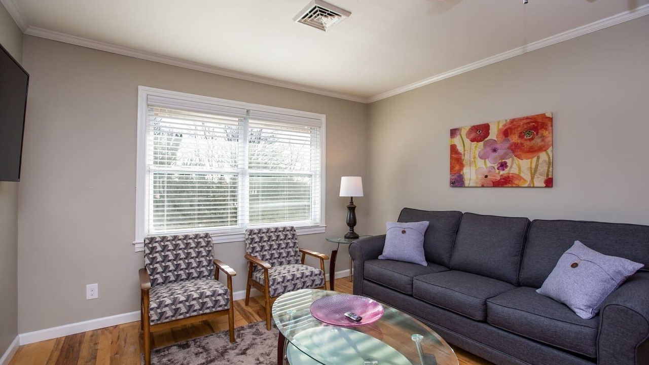 Photo of Livingroom in Winston - Salem
