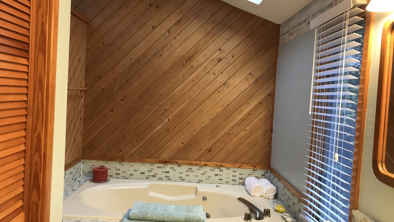 Photo of Bathroom in Southern Shores