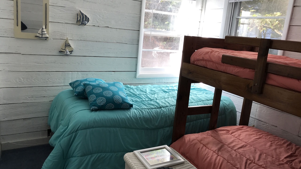 Photo of Bedroom in Southern Shores