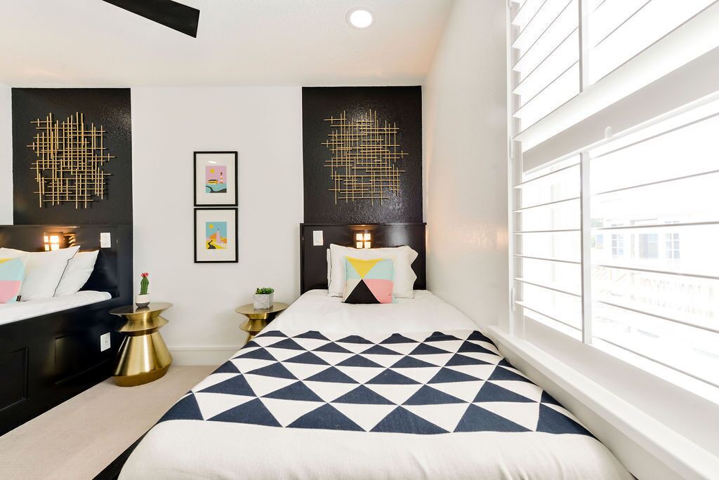 Photo of Bedroom in Colington