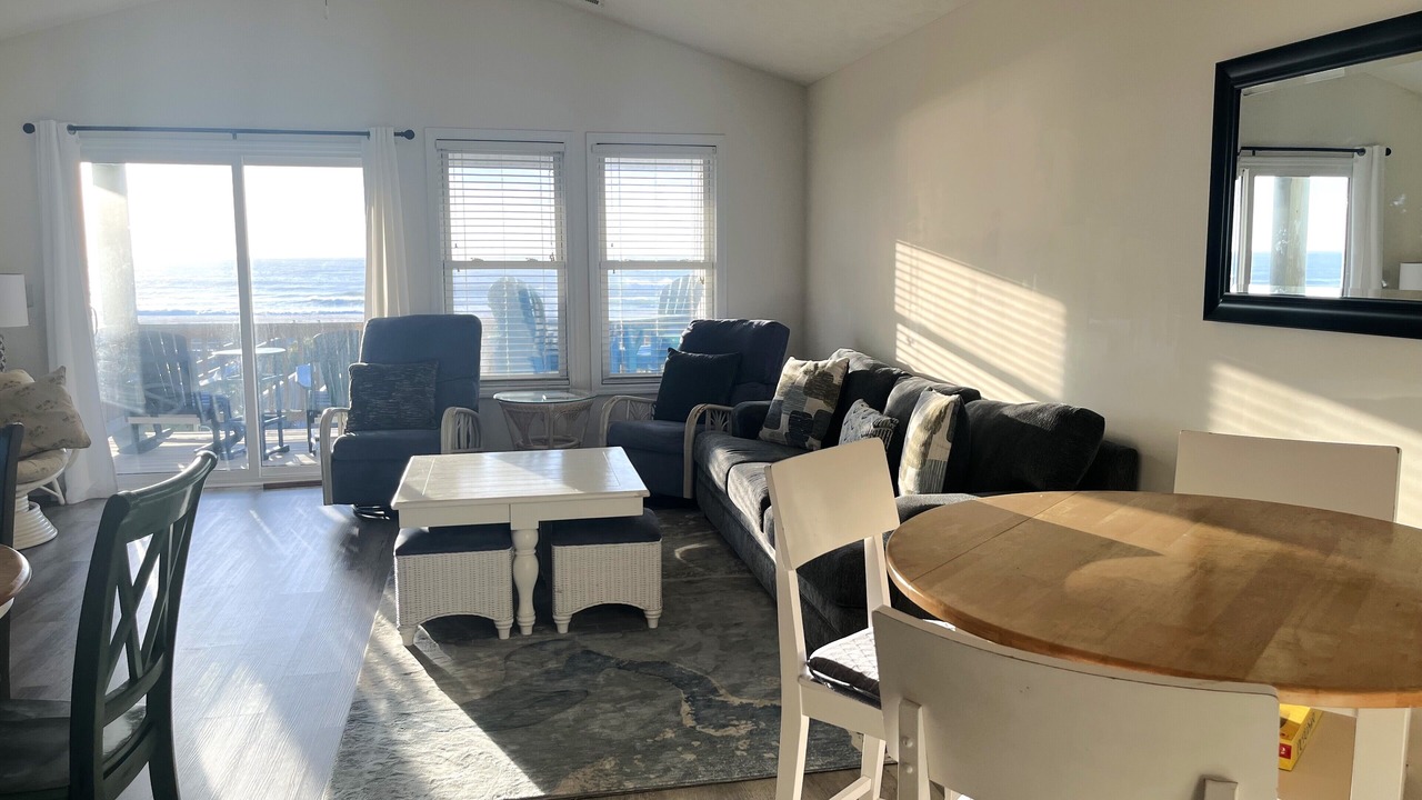 Photo of Livingroom in Topsail Beach