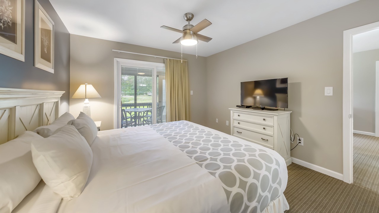 Photo of Bedroom in Fairfield Harbour