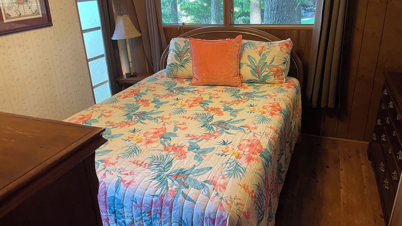Photo of Bedroom in Mayhew