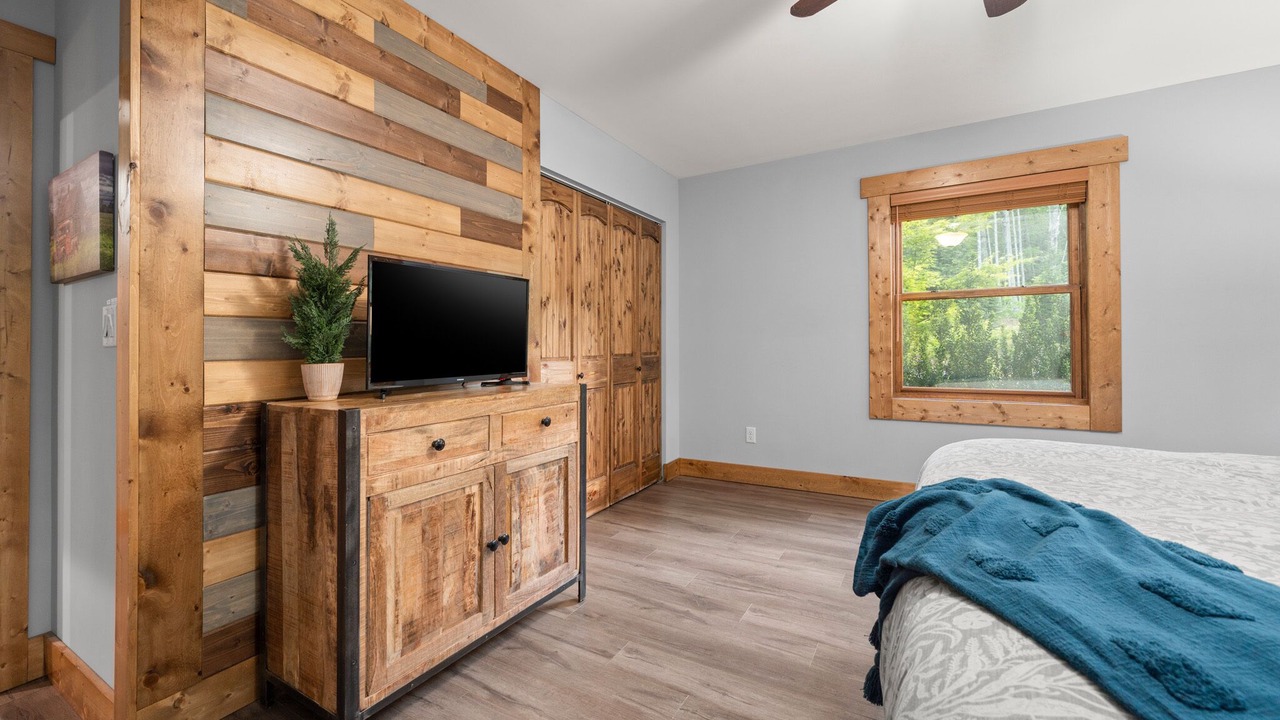 Photo of Bedroom in Skyland