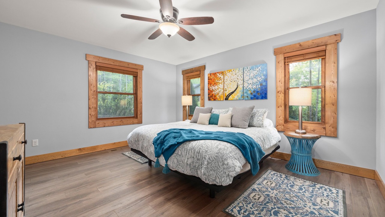 Photo of Bedroom in Skyland