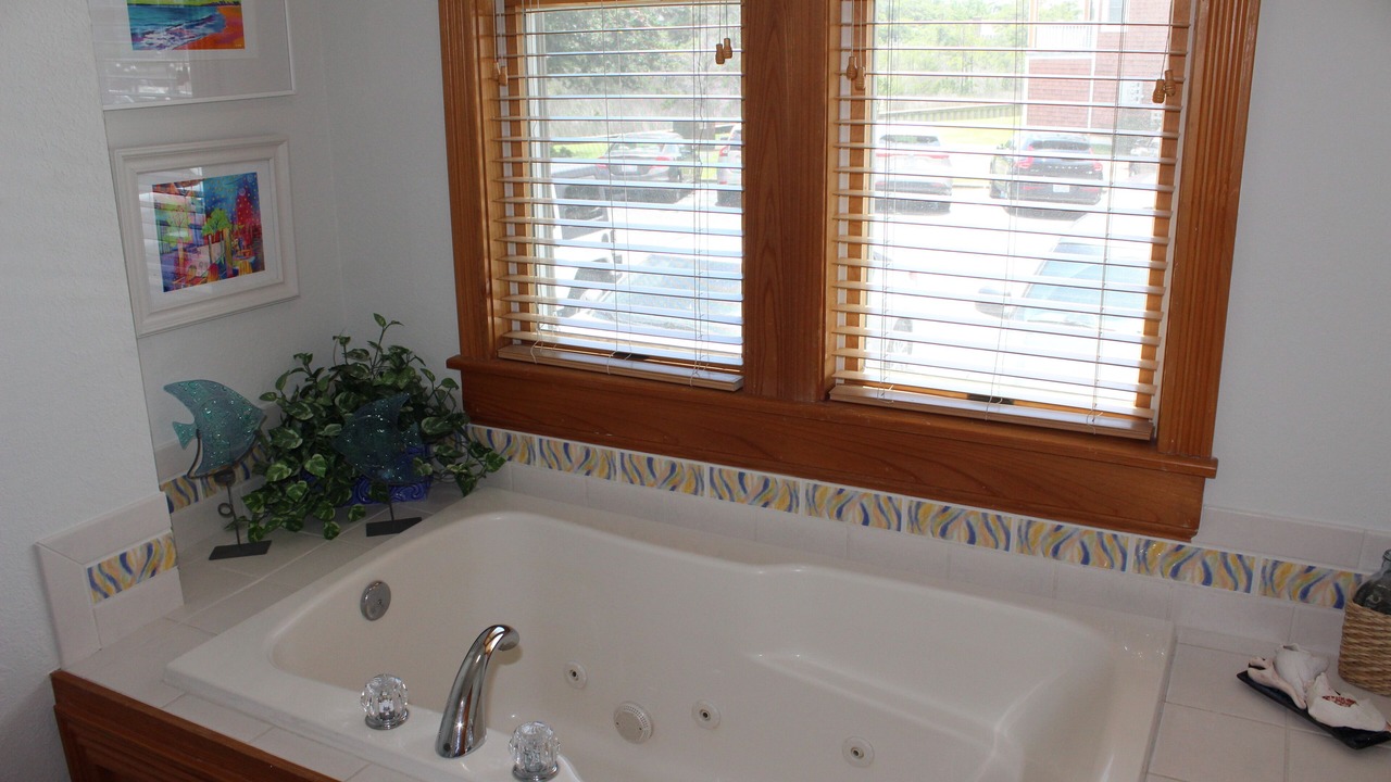 Photo of Bathroom in Manteo