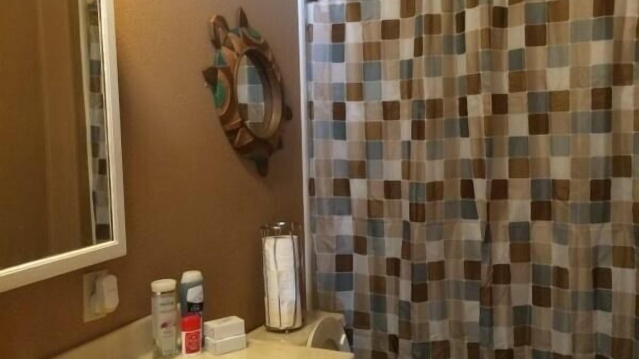 Photo of Bathroom in Cedar Island