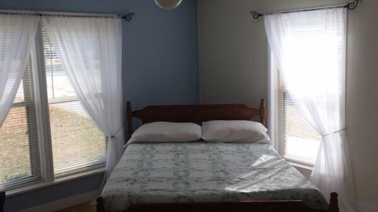 Photo of Bedroom in Cedar Island