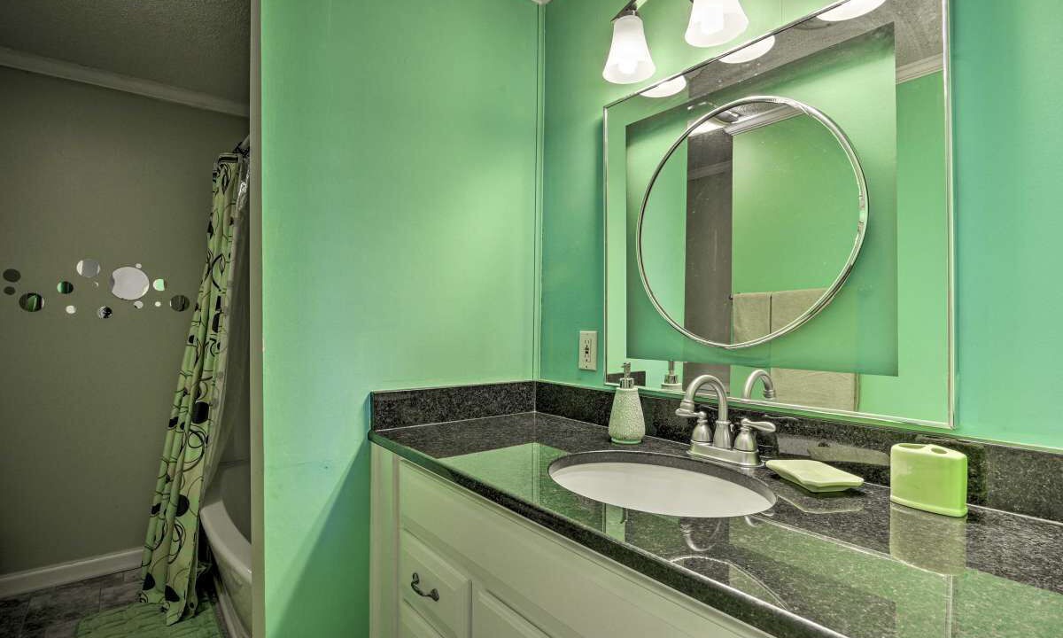 Photo of Bathroom in Saxapahaw