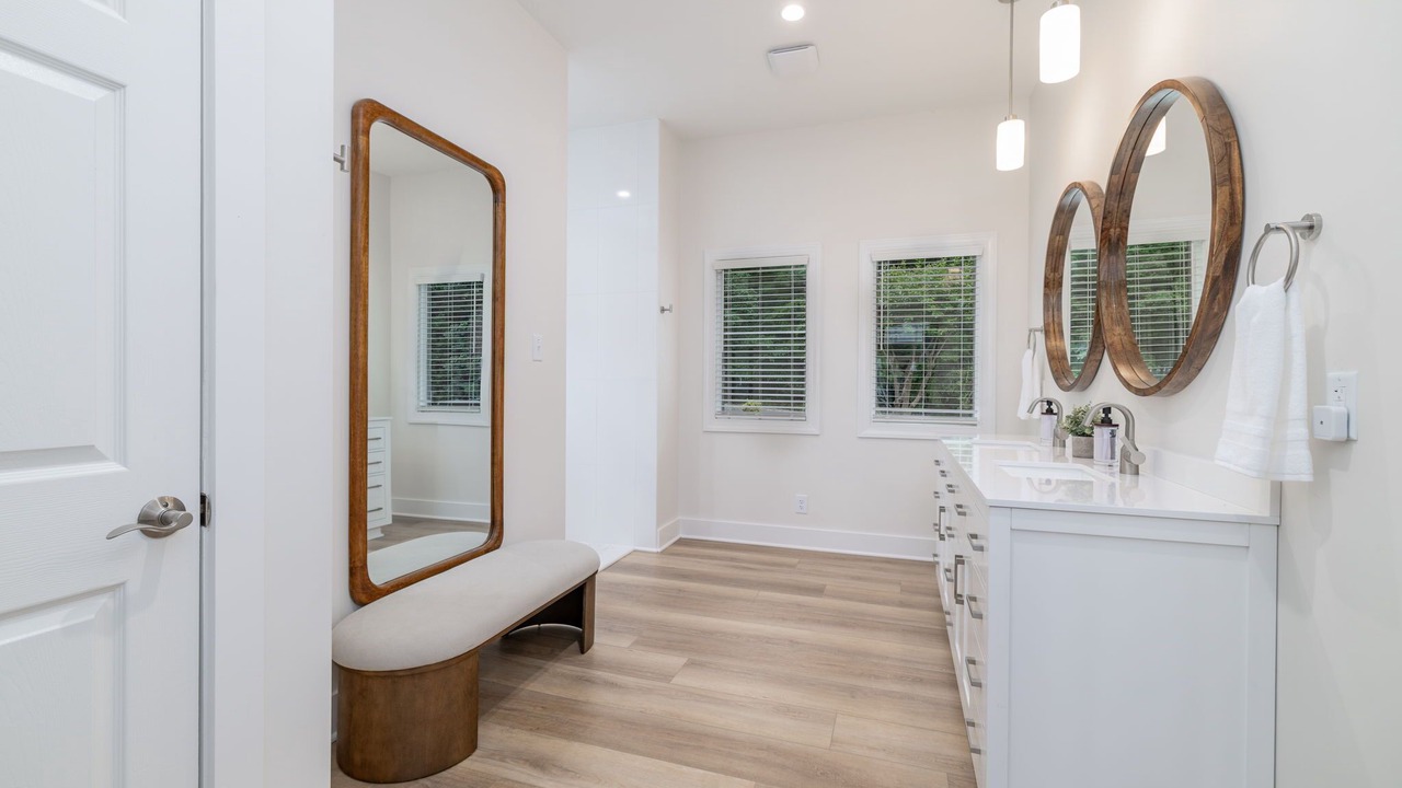 Photo of Bathroom in Myrick Estates
