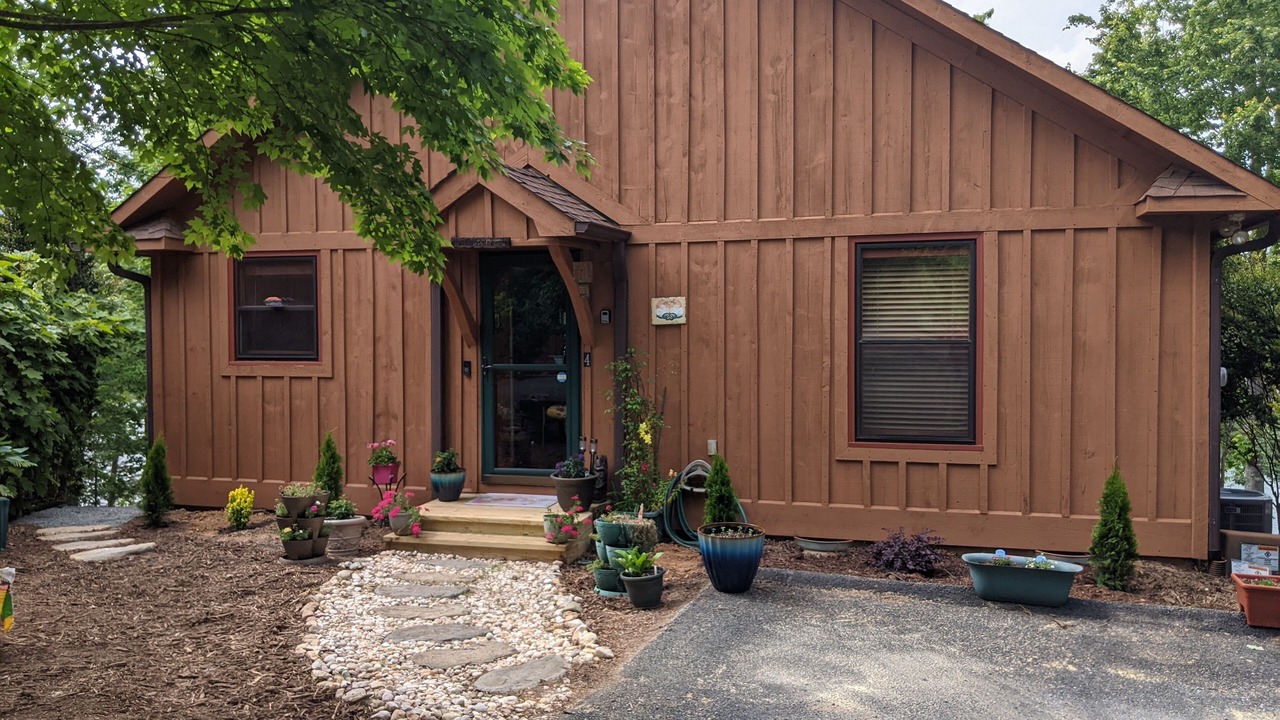 Photo of Outdoor in Mill Spring