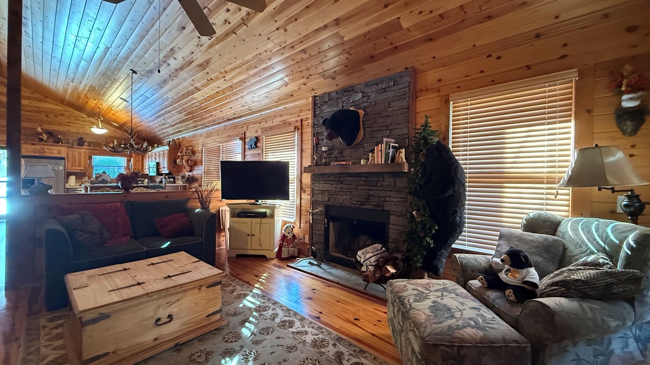 Photo of Livingroom in Mill Spring