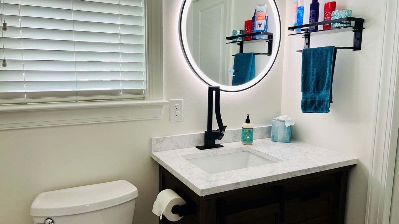Photo of Bathroom in Holden Beach