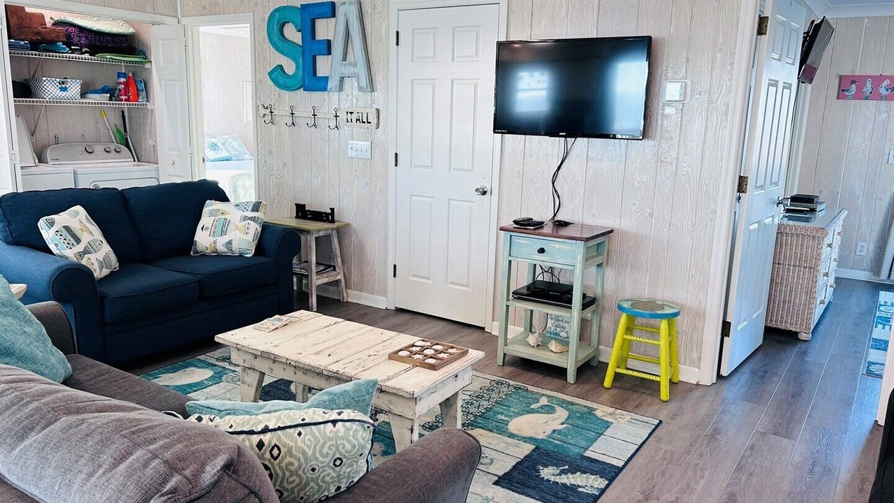 Photo of Livingroom in Holden Beach