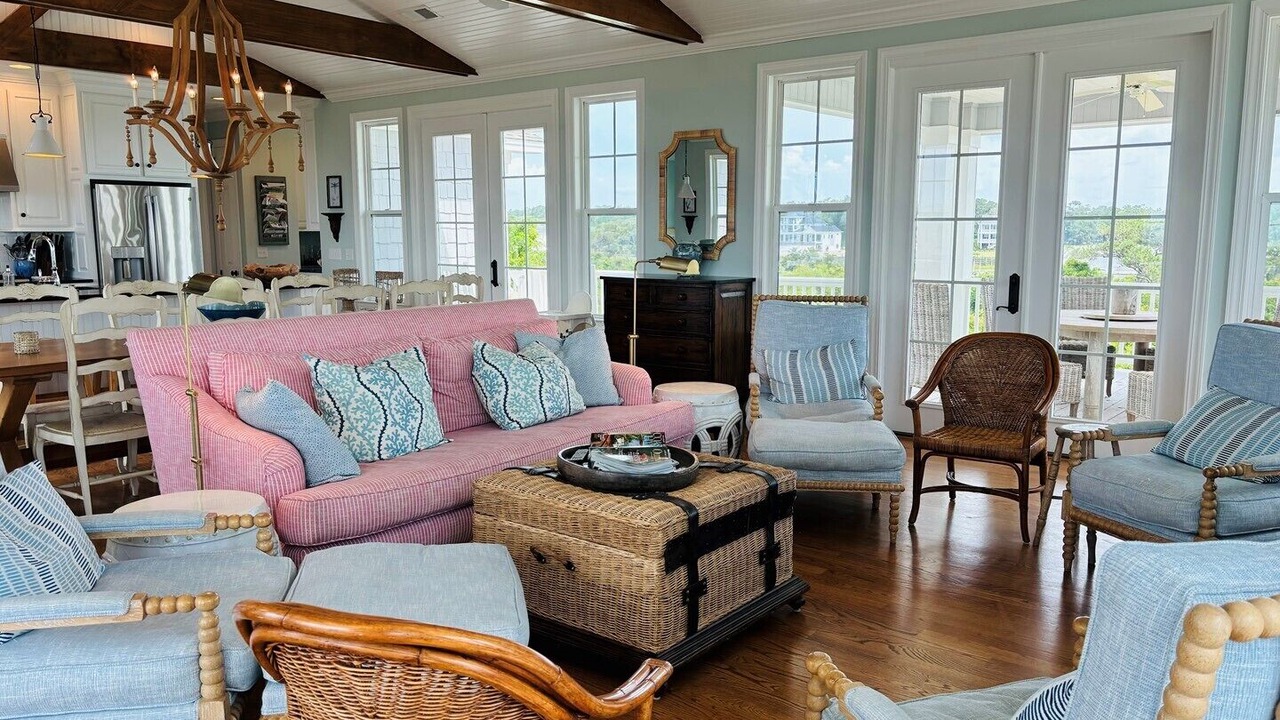 Photo of Livingroom in Holden Beach
