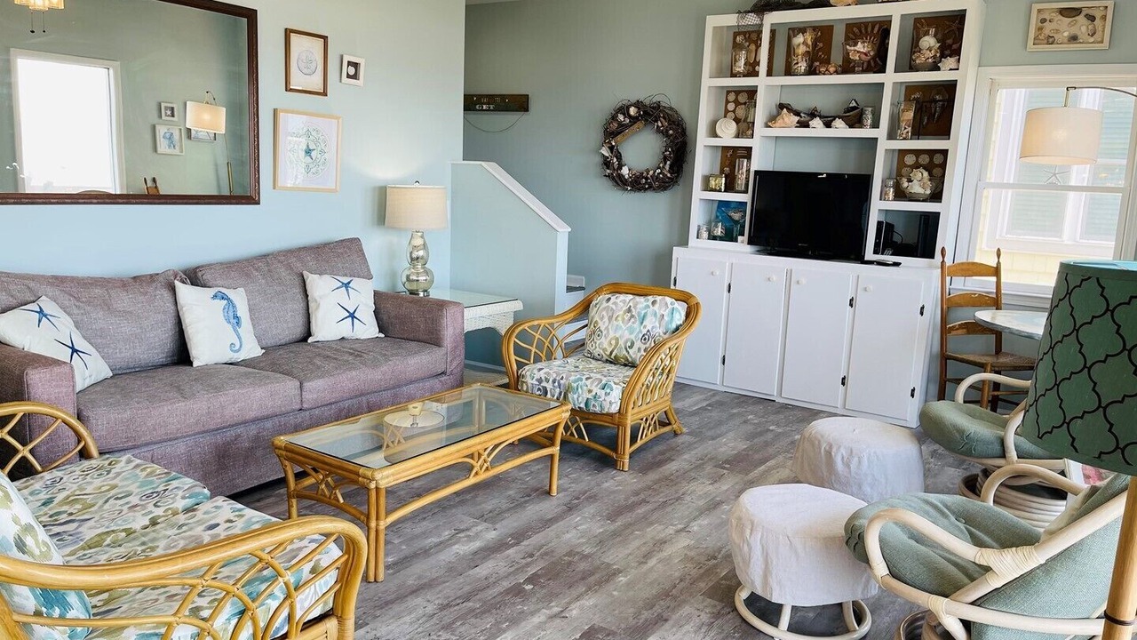 Photo of Livingroom in Holden Beach