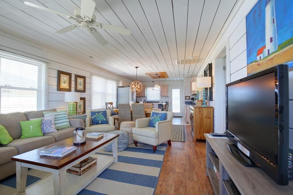 Photo of Livingroom in Holden Beach