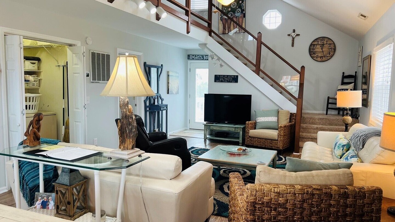 Photo of Livingroom in Holden Beach