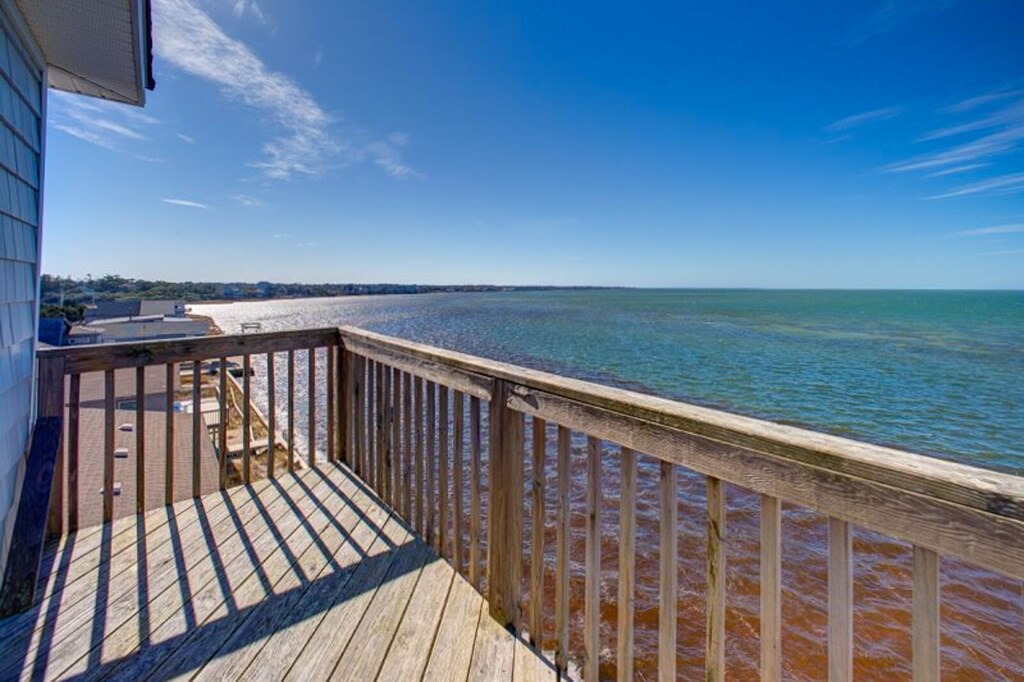 Photo of Patio Balcony in Brigands' Bay