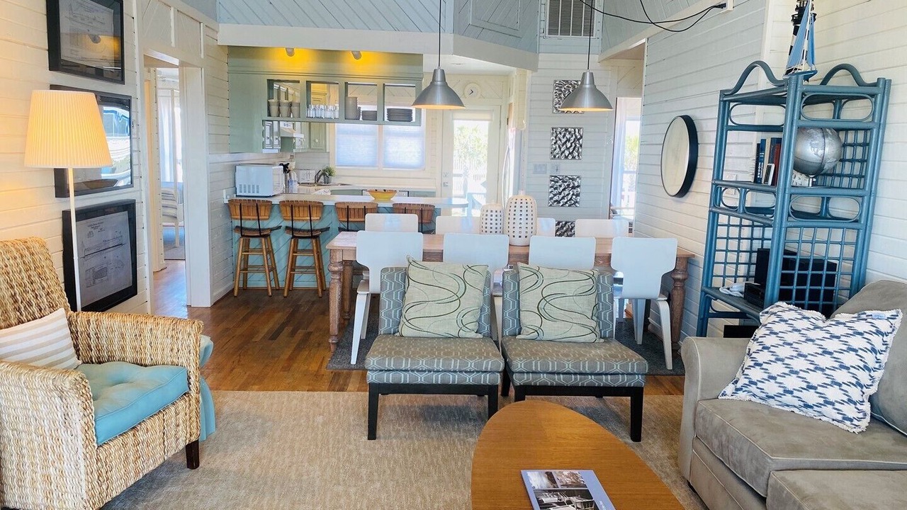 Photo of Livingroom in Holden Beach