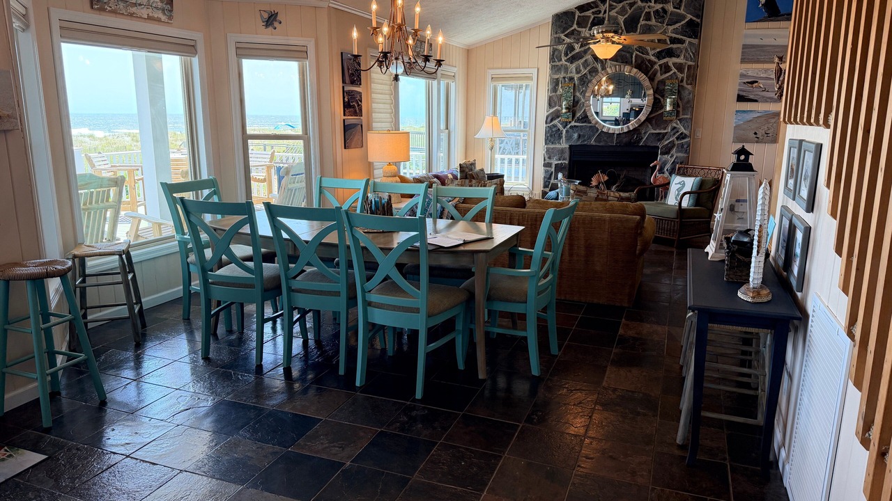 Photo of Livingroom in Holden Beach