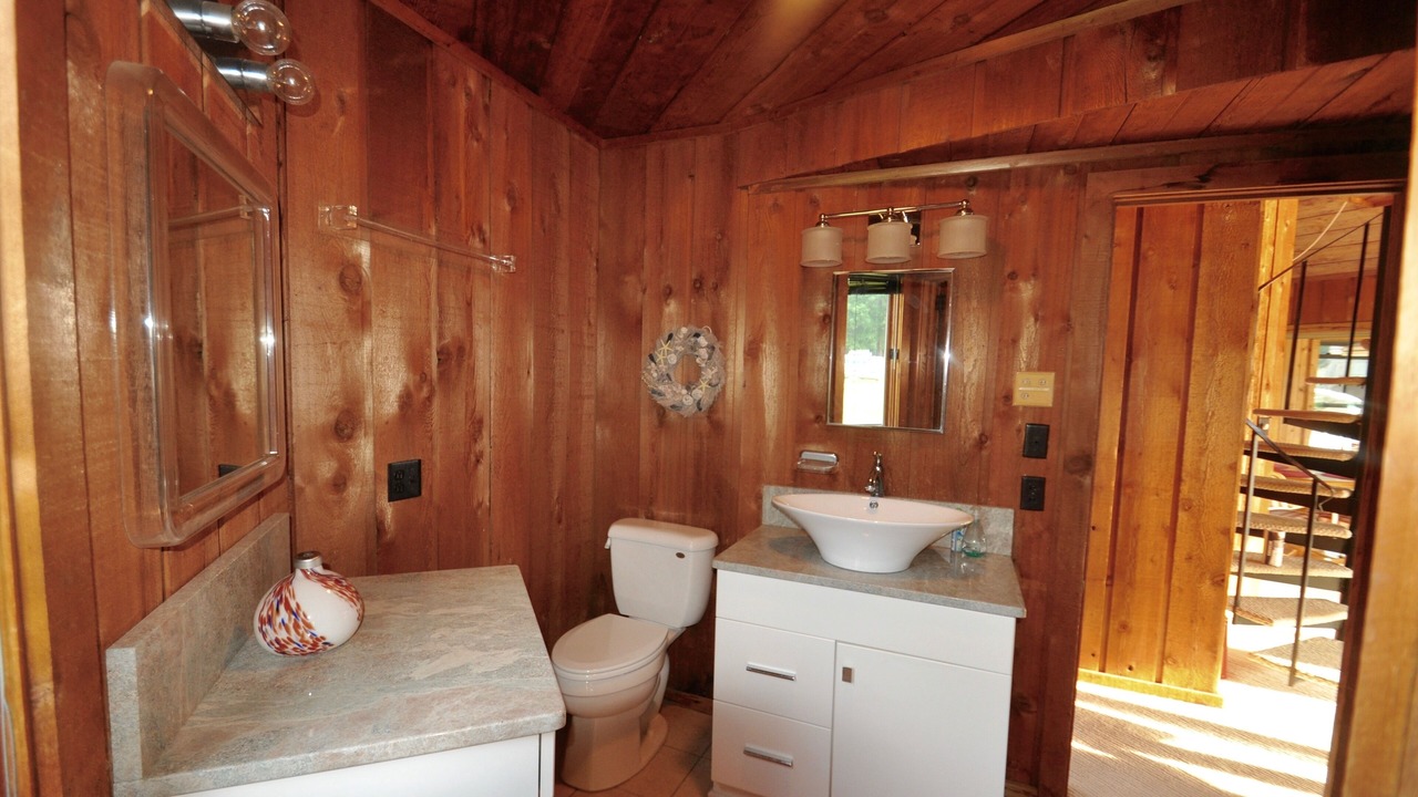 Photo of Bathroom in Terrell
