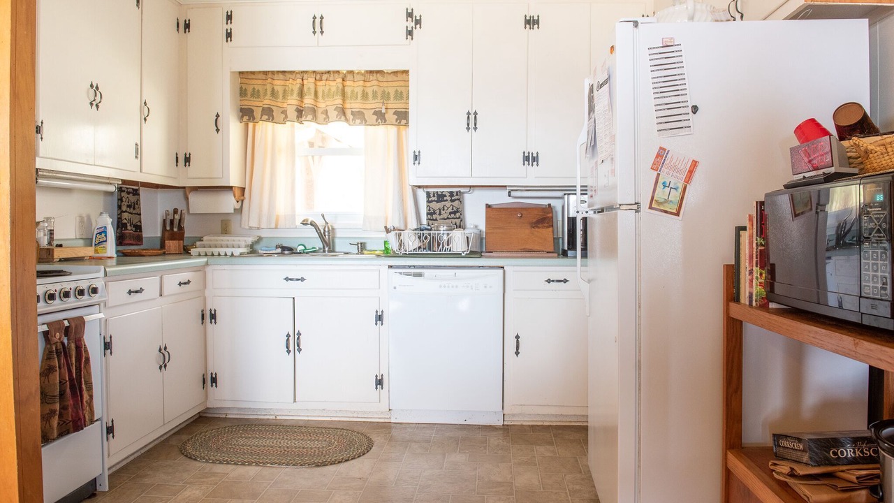 Photo of Kitchen in Glenville