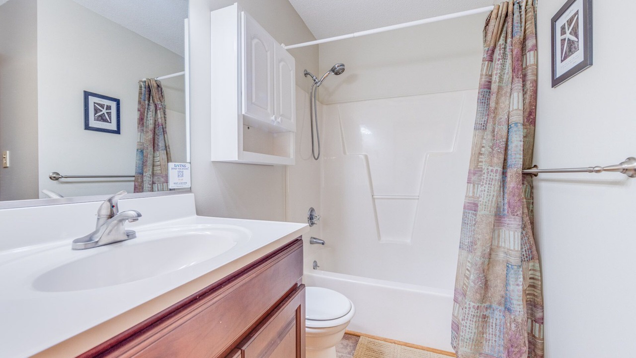 Photo of Bathroom in Rodanthe