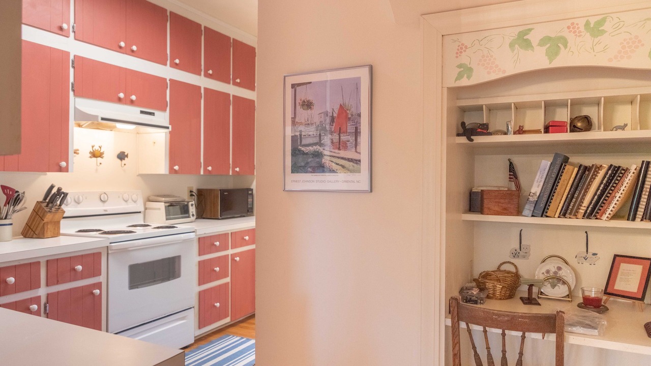 Photo of Kitchen in Oriental