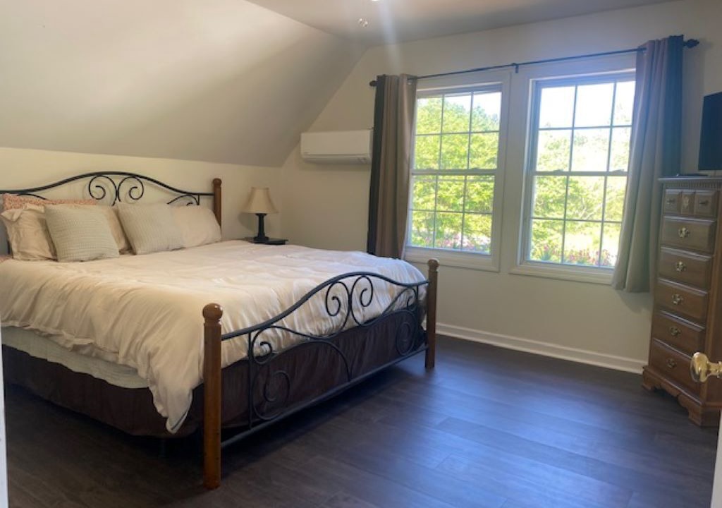 Photo of Bedroom in Forest City